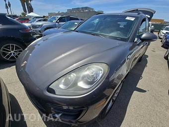 2016 Porsche Macan S
