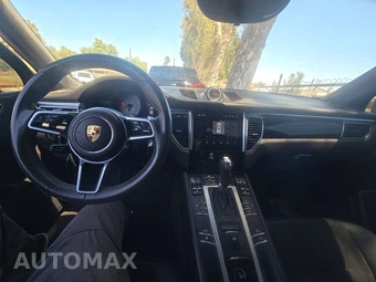 2016 Porsche Macan S – miniatura 11