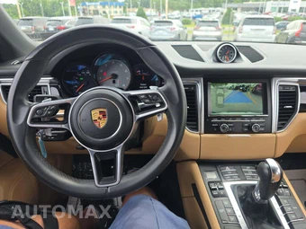 2016 Porsche Macan S – miniatura 10