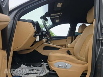 2016 Porsche Macan S – miniatura 6