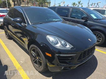 2016 Porsche Macan S – miniatura 4