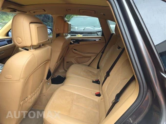 2016 Porsche Macan S – miniatura 13