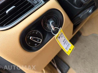 2016 Porsche Macan S – miniatura 8