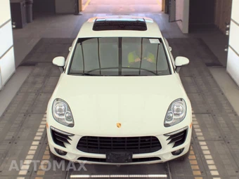 2016 Porsche Macan S - miniatura 2