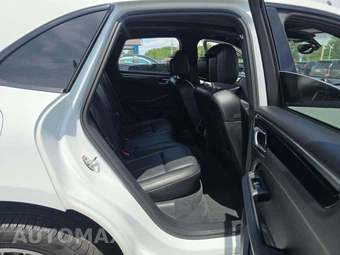 2016 Porsche Macan S – miniatura 16