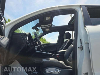 2016 Porsche Macan S – miniatura 6