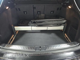 2016 Porsche Macan S – miniatura 16