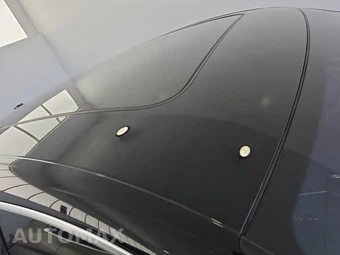 2016 Porsche Macan S – miniatura 16