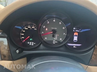 2016 Porsche Macan S – miniatura 15