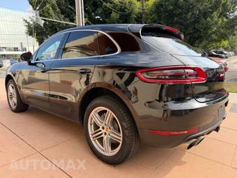 2016 Porsche Macan S - miniatura 4