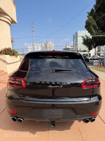 2016 Porsche Macan S - miniatura 6