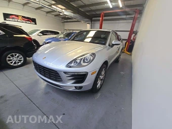 2016 Porsche Macan S