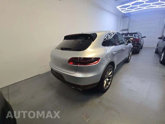 2016 Porsche Macan S - miniatura 3