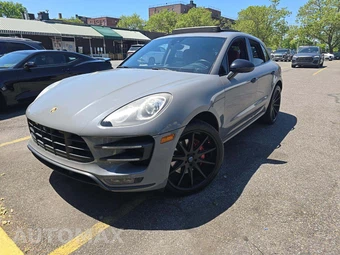 2016 Porsche Macan Turbo