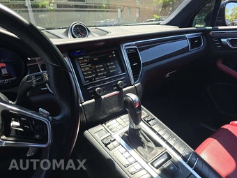2016 Porsche Macan Turbo – miniatura 10