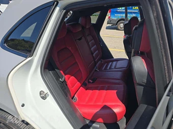 2016 Porsche Macan Turbo – miniatura 16