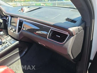 2016 Porsche Macan Turbo – miniatura 19