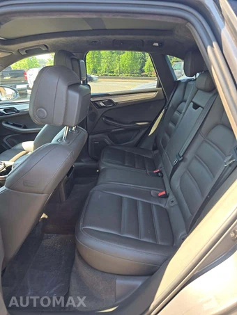 2016 Porsche Macan Turbo – miniatura 13