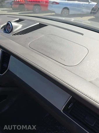 2016 Porsche Macan Turbo – miniatura 19