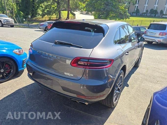 2016 Porsche Macan Turbo – miniatura 3