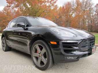 2016 Porsche Macan TURBO