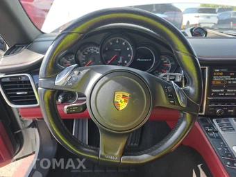 2016 Porsche Panamera 4 Edition – miniatura 10