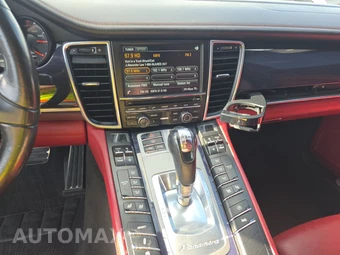 2016 Porsche Panamera 4 Edition – miniatura 11