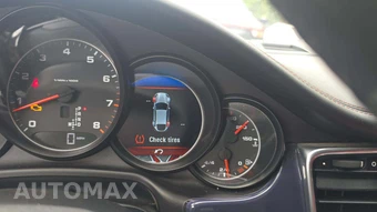 2016 Porsche Panamera 4 Edition – miniatura 23
