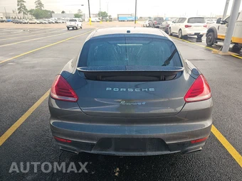2016 Porsche Panamera 4 Edition – miniatura 5