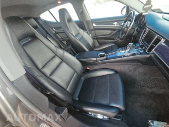 2016 Porsche Panamera 4 Edition – miniatura 8