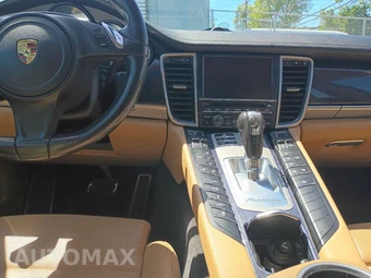 2016 Porsche Panamera 4S - miniatura 13