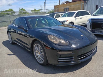 2016 Porsche Panamera 4S - miniatura 2
