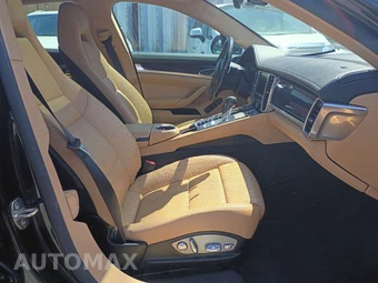 2016 Porsche Panamera 4S - miniatura 22