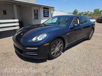 2016 Porsche Panamera 4S