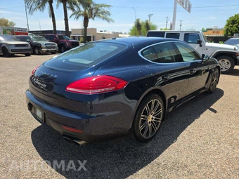 2016 Porsche Panamera 4S – miniatura 3
