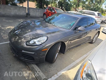 2016 Porsche Panamera Edition