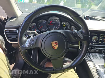 2016 Porsche Panamera Edition – miniatura 10