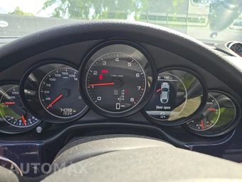 2016 Porsche Panamera Edition – miniatura 12