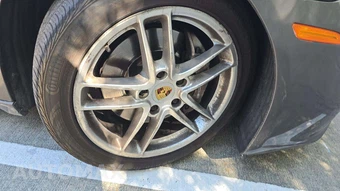 2016 Porsche Panamera Edition – miniatura 26