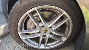 2016 Porsche Panamera Edition – miniatura 27