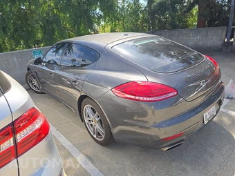 2016 Porsche Panamera Edition – miniatura 6