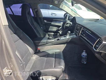 2016 Porsche Panamera Edition – miniatura 8