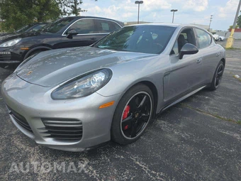 2016 Porsche Panamera GTS