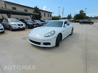 2016 Porsche Panamera S
