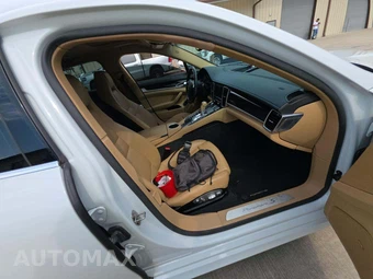 2016 Porsche Panamera S - miniatura 15