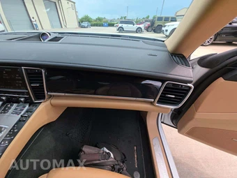 2016 Porsche Panamera S - miniatura 16