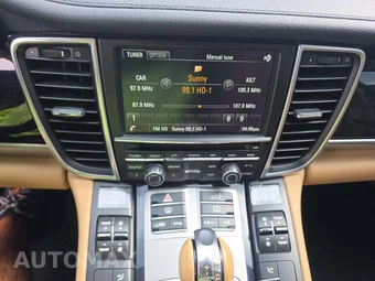 2016 Porsche Panamera S - miniatura 7