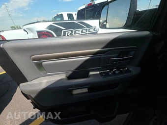 2016 Ram 1500 Big Horn Crew Cab Medium Bed – miniatura 9