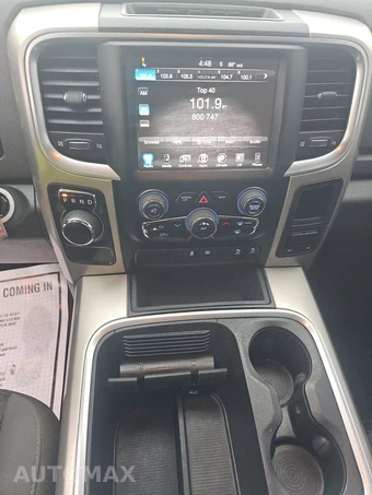 2016 Ram 1500 Big Horn Crew Cab Short Bed – miniatura 11