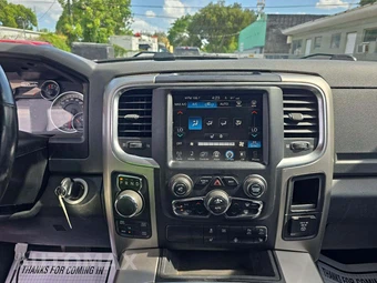 2016 Ram 1500 Big Horn Crew Cab Short Bed - miniatura 7